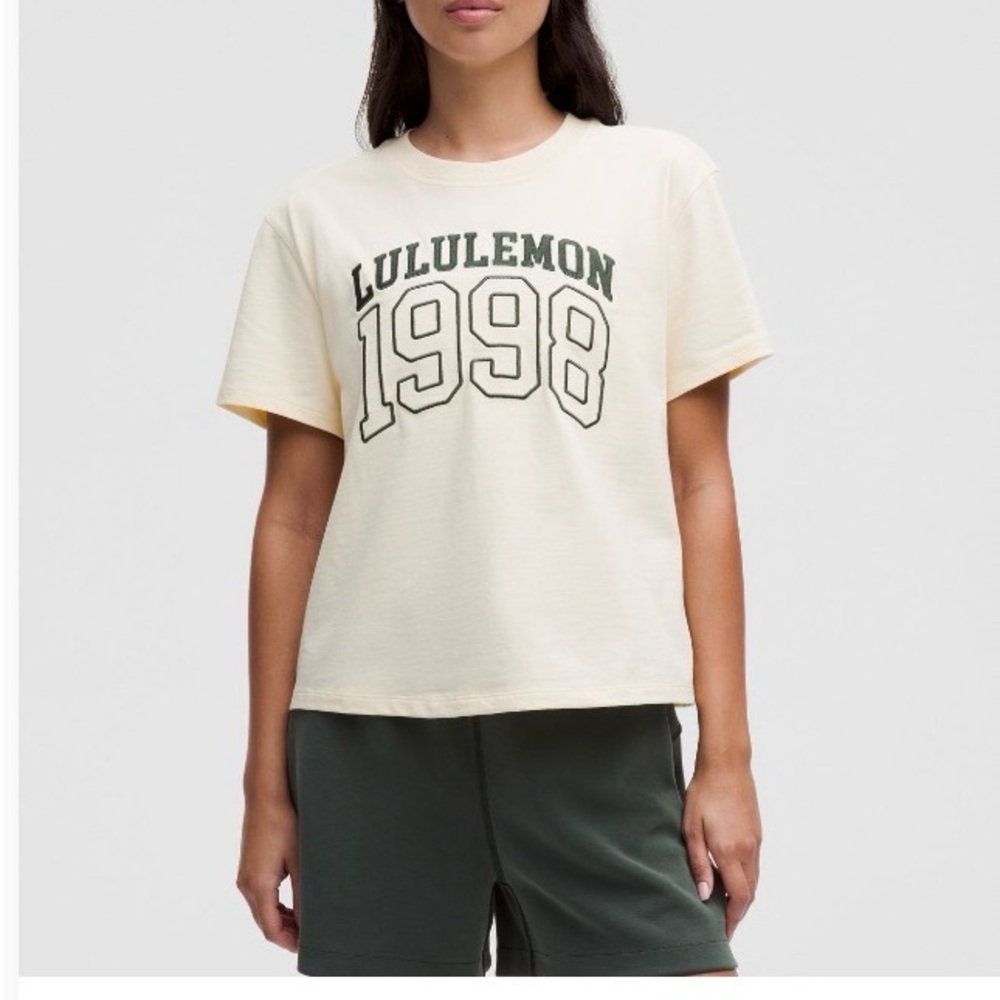 lululemon athletica Relaxed Fit T shirt